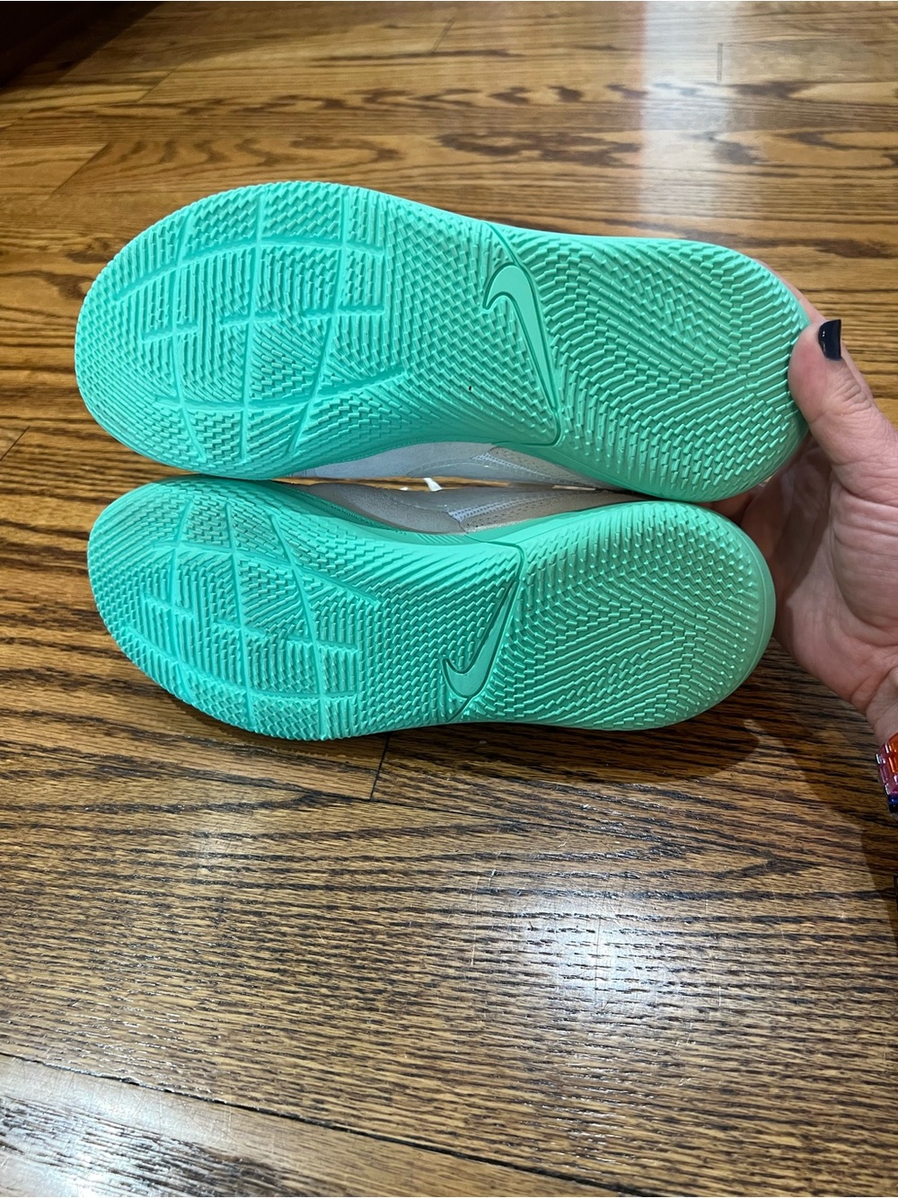 Nike Streetgato Indoor Soccer Shoes Streetwear Summit White/Green Glow W6.5/5Y - Picture 13 of 16